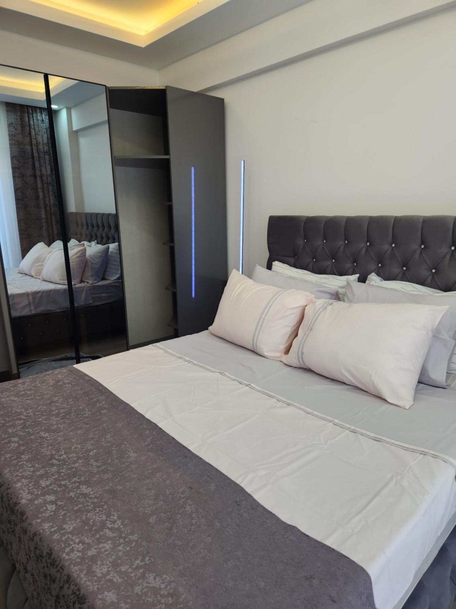 Appartement Wind Luxury 2 à Aksu  Extérieur photo